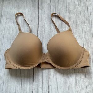 Fits Everybody T-Shirt Bra SKIMS